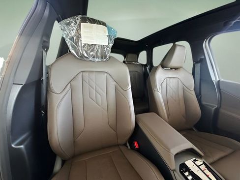 Used 2026 BMW X3 xDrive30 w/ M Sport Package image 32