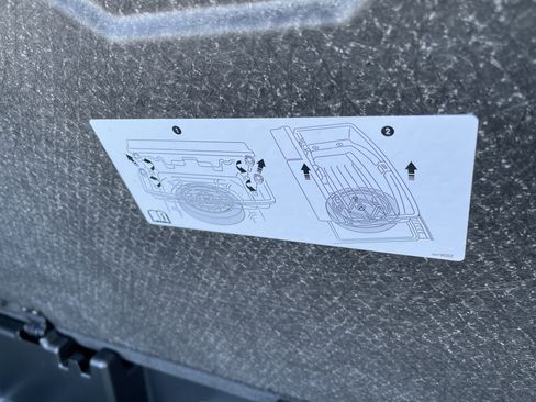 Used 2025 Chevrolet Traverse RS w/ LPO, Floor Liner Package image 52