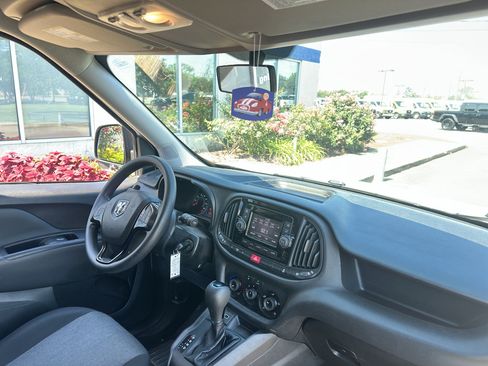 Used 2022 RAM ProMaster City Tradesman FWD image 12
