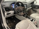 Used 2019 Jeep Cherokee Limited image 4