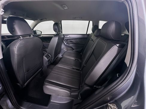 Used 2023 Volkswagen Tiguan SE image 28