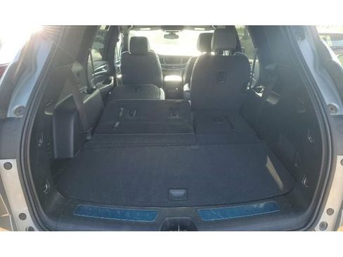 Used 2023 Buick Enclave Essence w/ Experience Buick Package AWD/4WD image 10