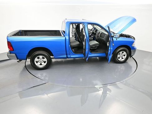 Used 2024 RAM 1500 Classic SLT AWD/4WD image 31