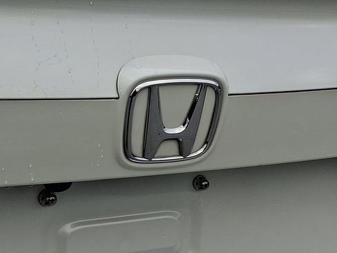 Used 2019 Honda Accord EX image 29