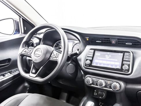 Used 2025 Nissan Kicks Play S FWD image 18