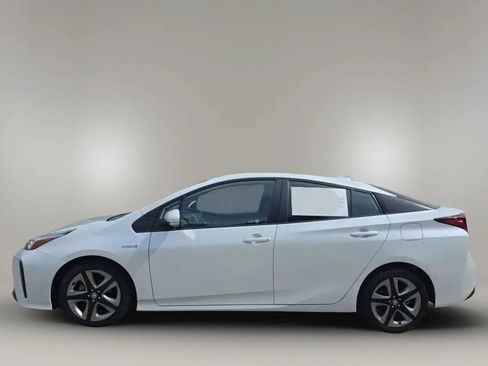 Used 2021 Toyota Prius Limited FWD image 5