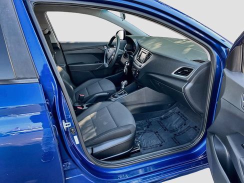 Used 2018 Hyundai Accent SE FWD image 25