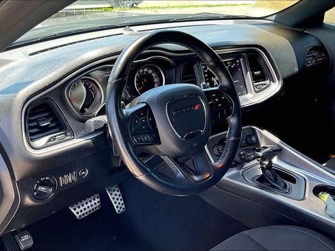 Used 2021 Dodge Challenger R/T Scat Pack RWD image 13
