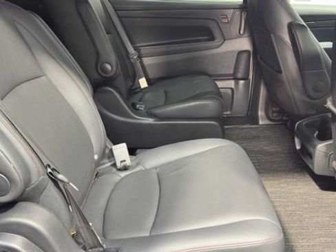 Used 2023 Honda Odyssey Sport image 16