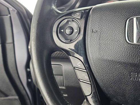 Used 2017 Honda Accord Sport image 27