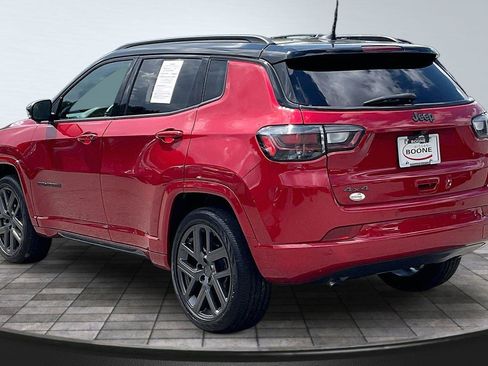 Used 2024 Jeep Compass Limited w/ Driver Assist Group I AWD/4WD image 3
