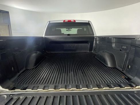 Used 2018 Chevrolet Silverado 1500 LT AWD/4WD image 25