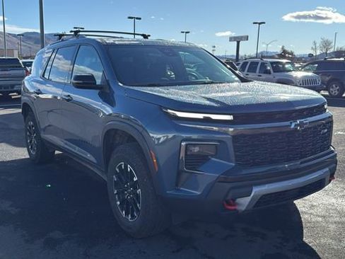 Certified 2025 Chevrolet Traverse Z71 w/ LPO, Floor Liner Package image 2