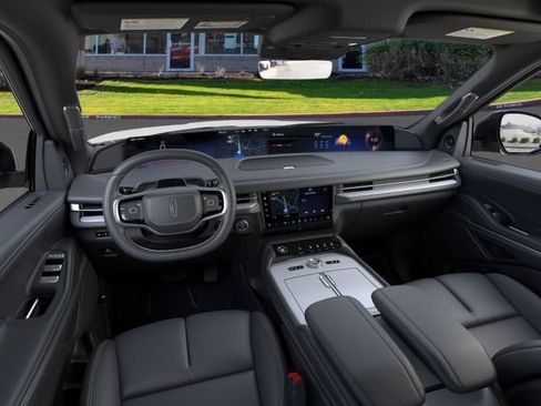 New 2026 Lincoln Navigator L Reserve w/ Jet Appearance Package AWD/4WD image 9