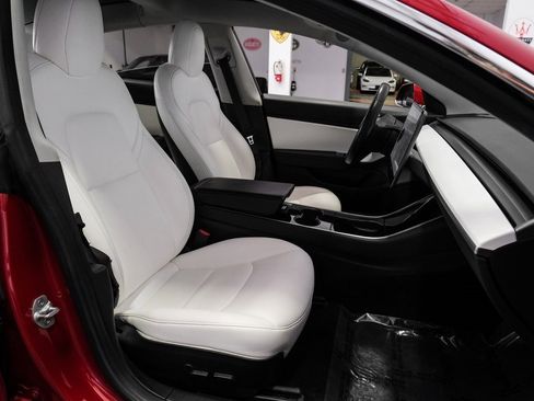 Used 2018 Tesla Model 3 Long Range image 34