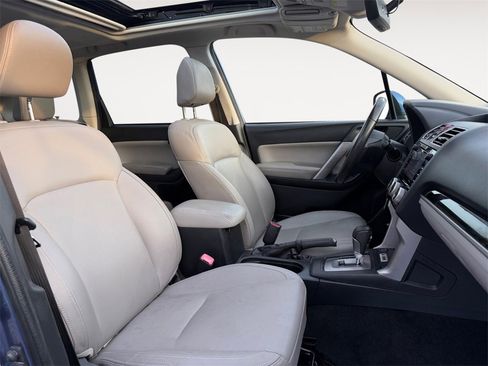 Used 2018 Subaru Forester 2.5i Limited image 15