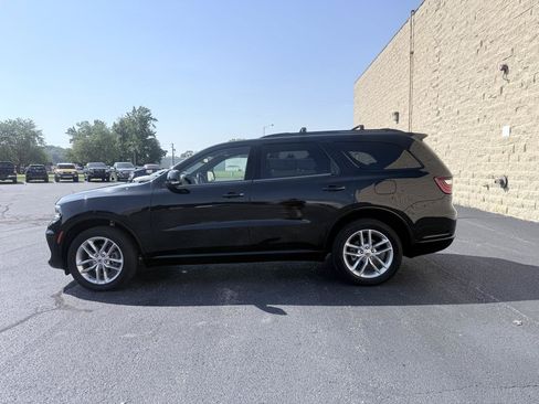 Used 2023 Dodge Durango GT AWD/4WD image 2