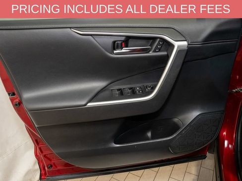 Used 2021 Toyota RAV4 Limited FWD image 13