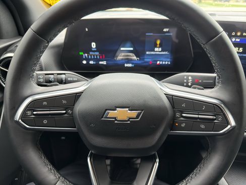 Used 2026 Chevrolet Equinox LT w/ Convenience Package II image 17