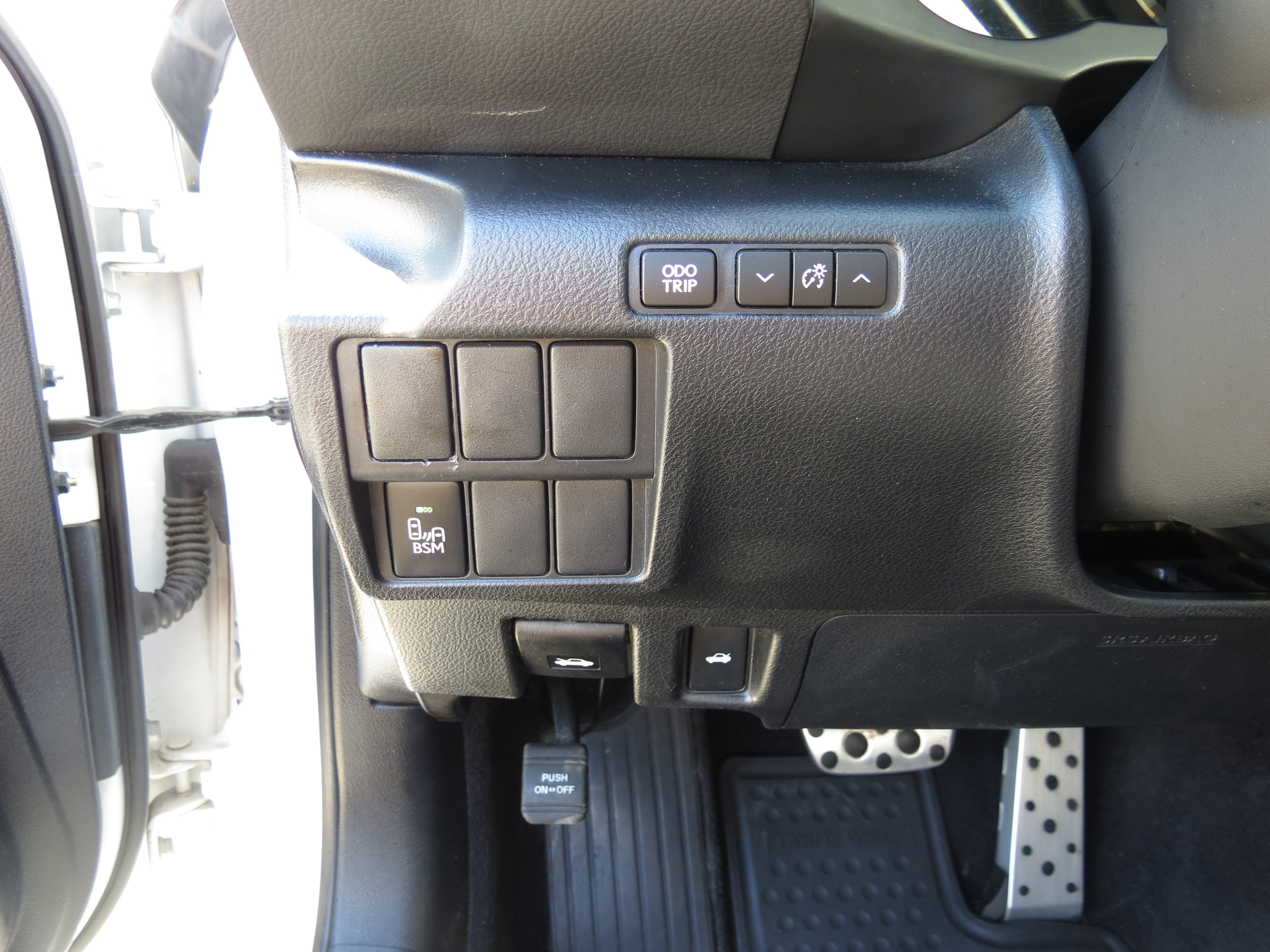 Used 2014 Lexus IS 350 w/ F Sport Package RWD image 11