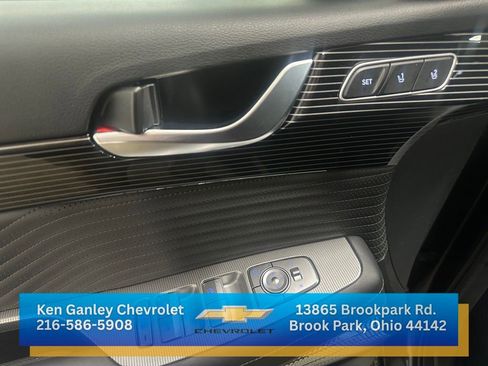 Used 2024 Hyundai Palisade Calligraphy image 8