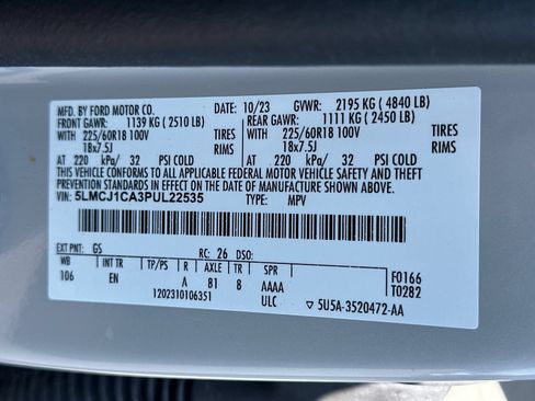 Used 2023 Lincoln Corsair FWD image 32