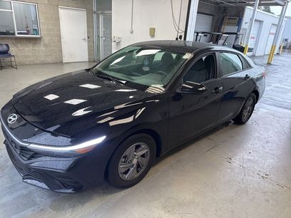 Certified 2024 Hyundai Elantra SE