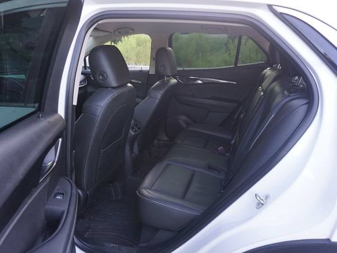Used 2021 Buick Envision Essence w/ Technology Package I FWD image 13