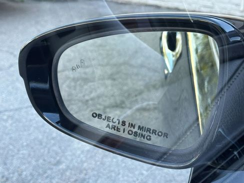 Used 2013 Lexus LS 460 w/ Comfort Pkg image 33