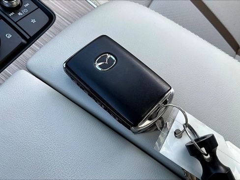 Used 2024 MAZDA CX-90 3.3 Turbo S w/ Premium Package image 13