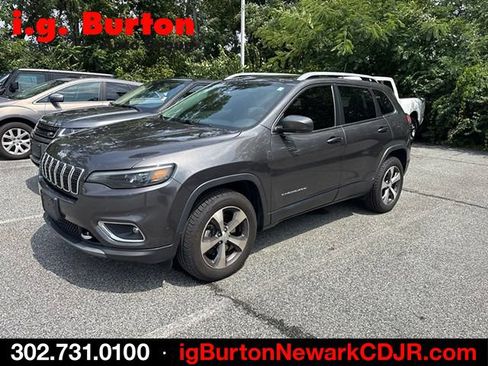 Used 2021 Jeep Cherokee Limited w/ Elite Package AWD/4WD image 2
