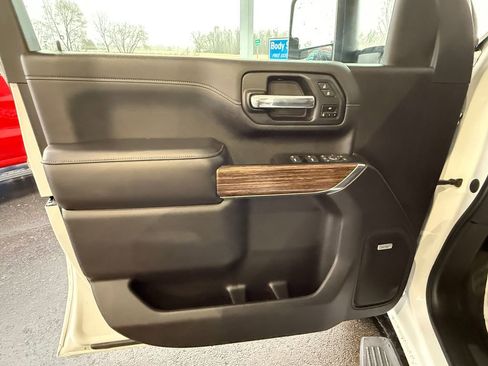 Used 2020 Chevrolet Silverado 3500 High Country w/ Z71 Off-Road Package image 21