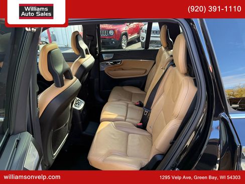 Used 2022 Volvo XC90 T8 Inscription w/ Advanced Package image 13