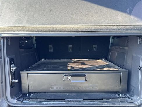 New 2024 Ford Bronco Outer Banks w/ Sasquatch Package image 23