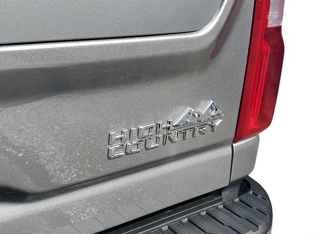 Used 2025 Chevrolet Silverado 3500 High Country w/ High Country Premium Package AWD/4WD image 30