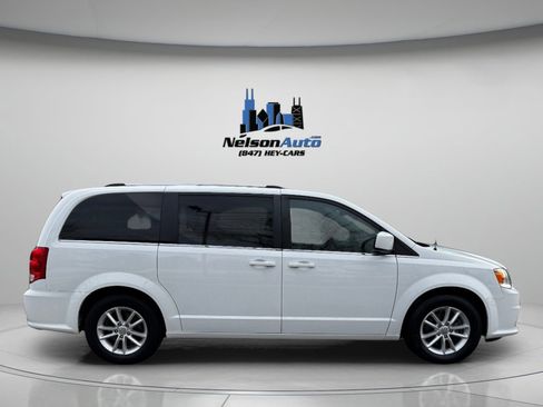 Used 2020 Dodge Grand Caravan SXT w/ Driver Convenience Group image 3