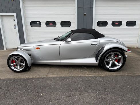 Used 2000 Plymouth Prowler RWD image 10