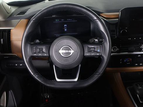 Used 2024 Nissan Pathfinder Platinum w/ Cargo Package AWD/4WD image 43