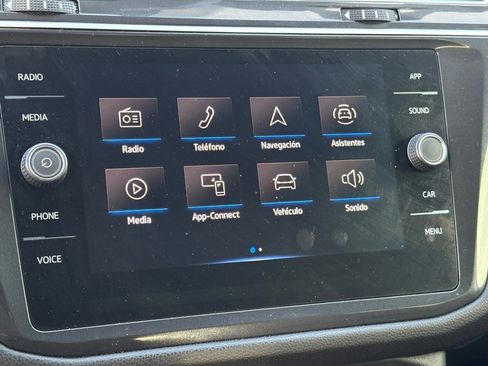 Used 2024 Volkswagen Tiguan SE R-Line image 26