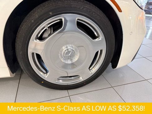 Used 2022 Mercedes-Benz S 500 4MATIC w/ AMG Line Package image 29