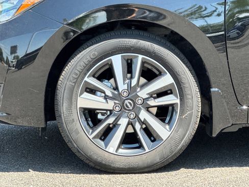 Used 2025 Nissan Versa S w/ S Plus Package image 26