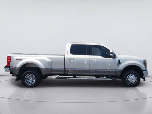 Used 2018 Ford F350 Lariat w/ Lariat Ultimate Package AWD/4WD image 5