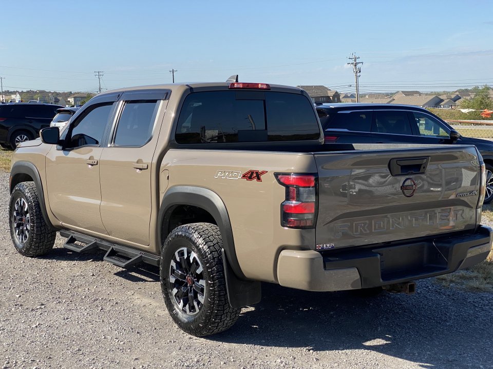 Used 2023 Nissan Frontier PRO-4X w/ Tow Package AWD/4WD image 7
