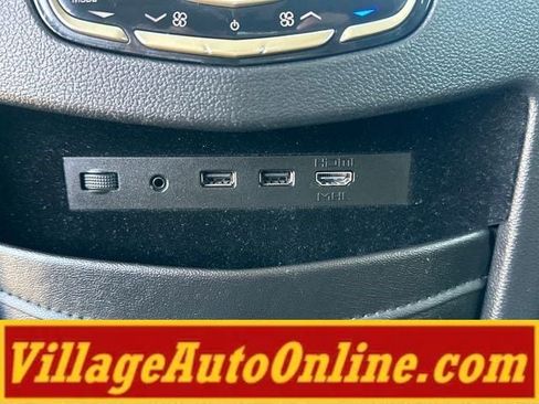 Used 2020 Cadillac Escalade ESV Premium Luxury AWD/4WD image 44