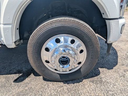 Used 2025 Ford F450 Platinum w/ Platinum Plus Package AWD/4WD image 12