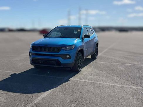 New 2026 Jeep Compass Latitude image 3