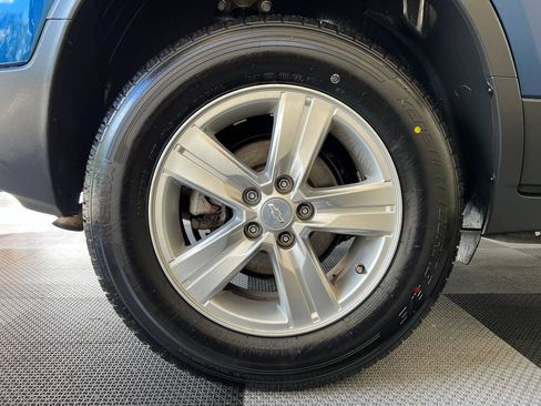 Used 2019 Chevrolet Trax LT w/ LT Convenience Package AWD/4WD image 28