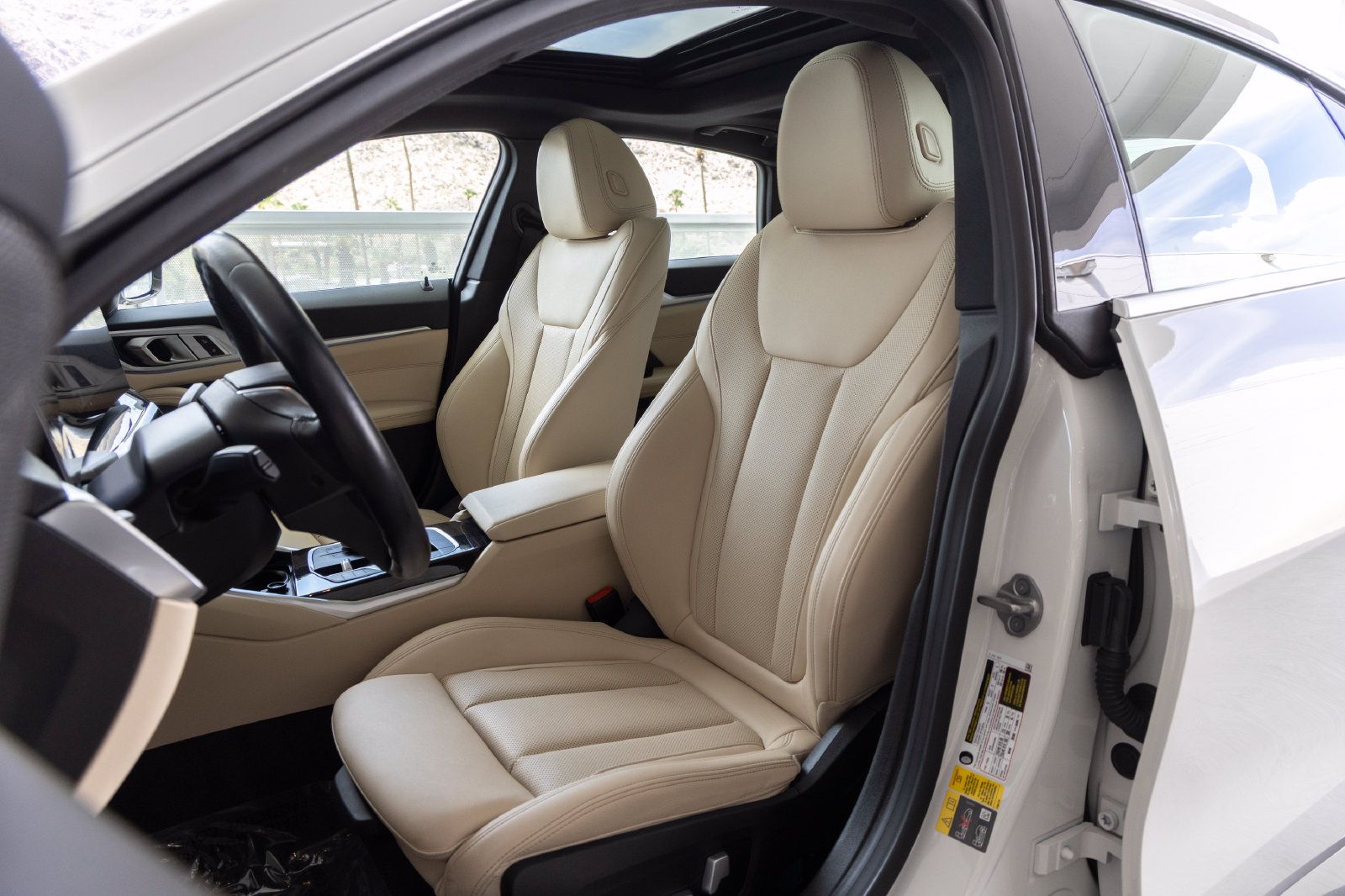 Used 2023 BMW i4 eDrive40 w/ Premium Package RWD image 18