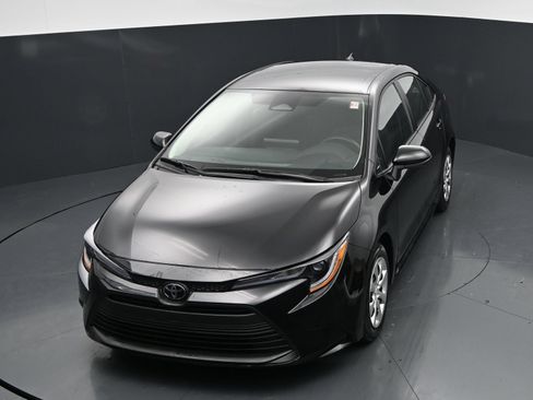 Used 2026 Toyota Corolla LE FWD image 28