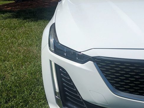 Used 2020 Cadillac CT5 Premium Luxury RWD image 9
